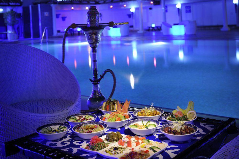 The Bristol Hotel Dubai Eksteriør billede
