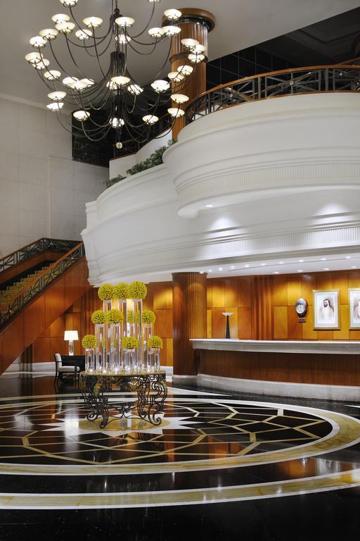 The Bristol Hotel Dubai Eksteriør billede