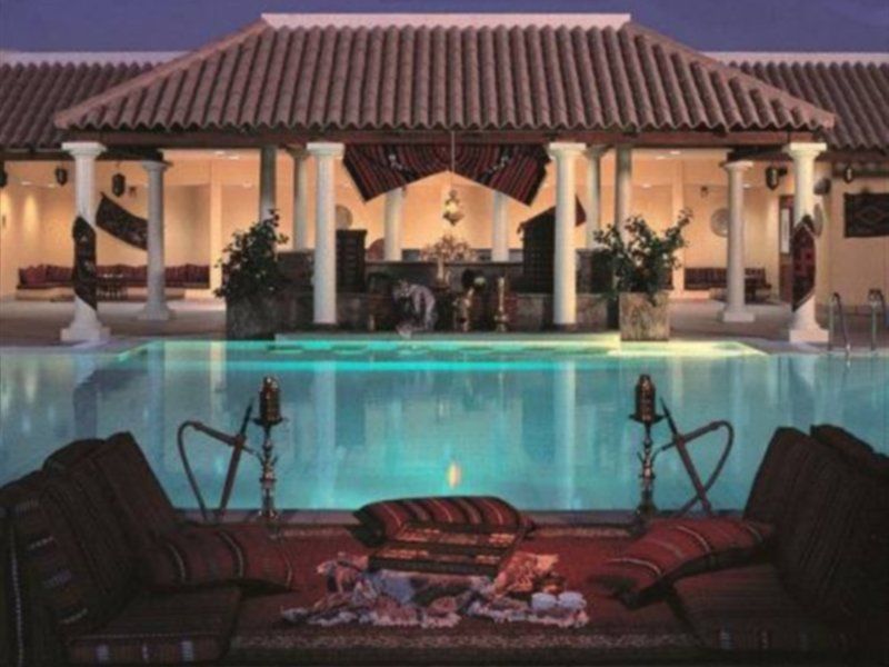 The Bristol Hotel Dubai Eksteriør billede